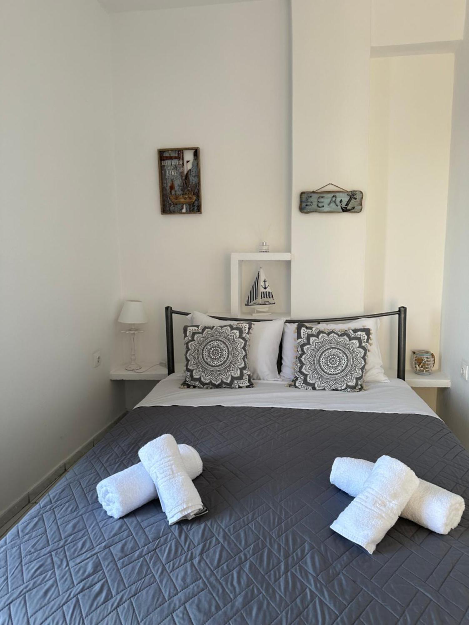 Nicole Rooms Santorini Vóthon 외부 사진